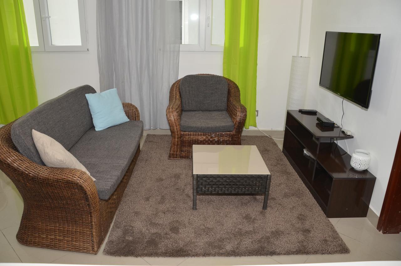 Le Buffle Noir Appart D'Hotes Douala Exterior foto